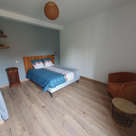 Maison Dans Ancien Corps De Ferme 4 A 6 Personnes Saint-Clement  Екстер'єр фото