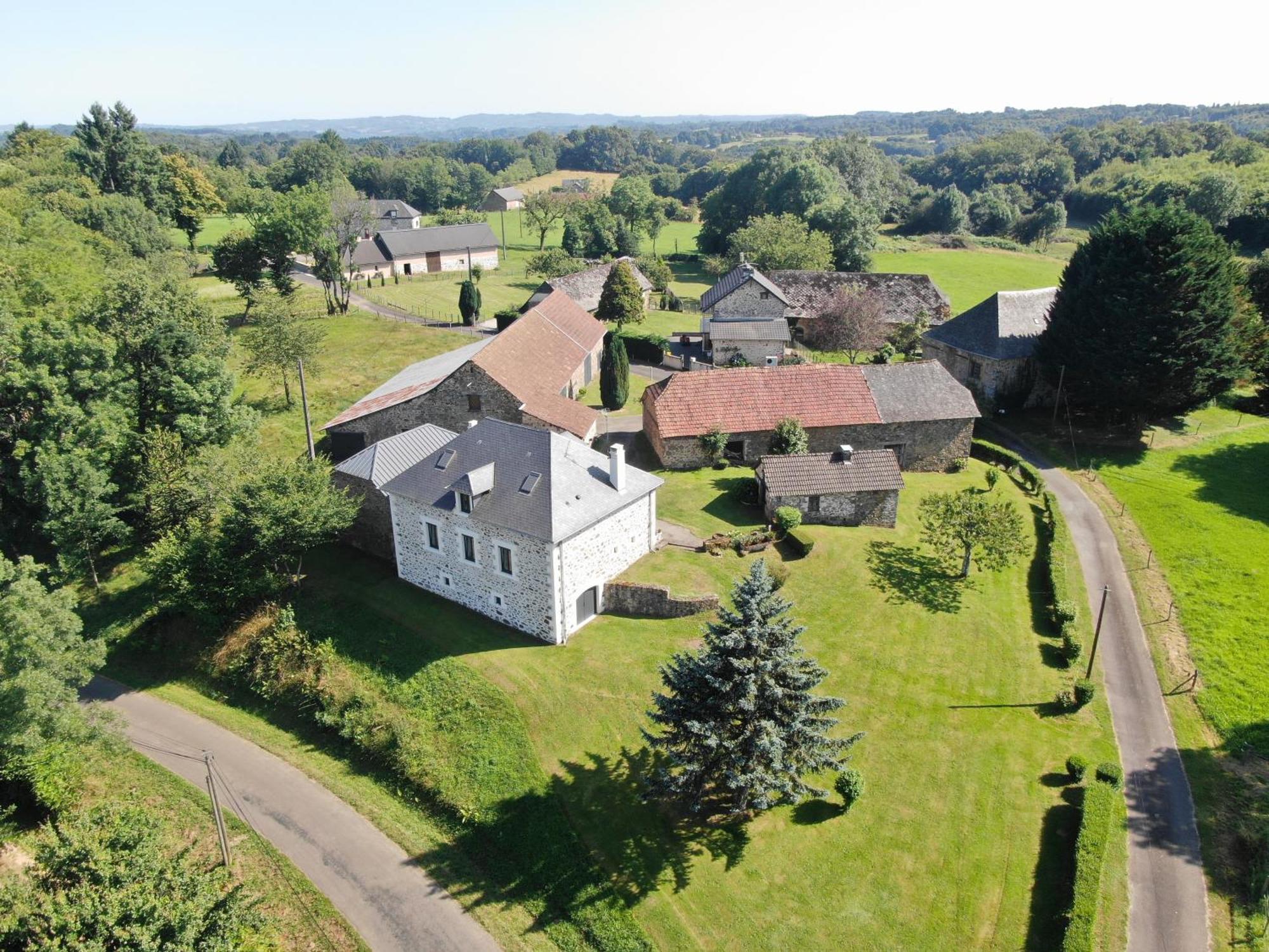 Maison Dans Ancien Corps De Ferme 4 A 6 Personnes Saint-Clement  Екстер'єр фото